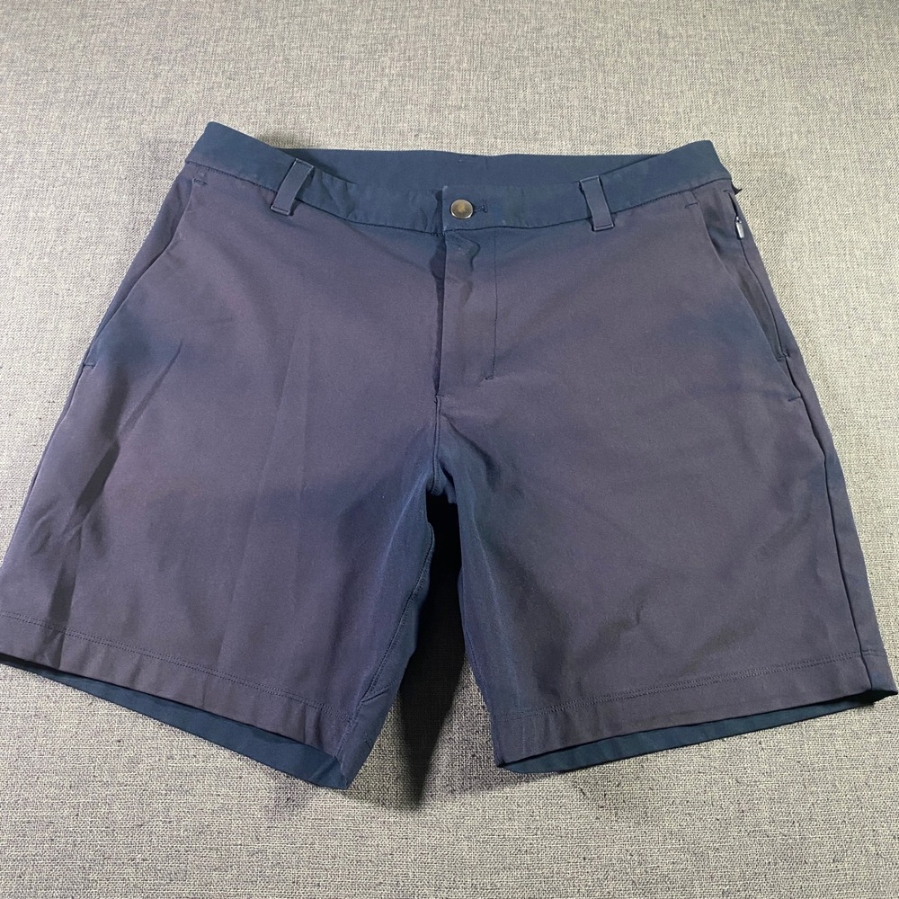 Lululemon Men's 32 Shorts Gray Athletic Golf Casual License to Train Linerless